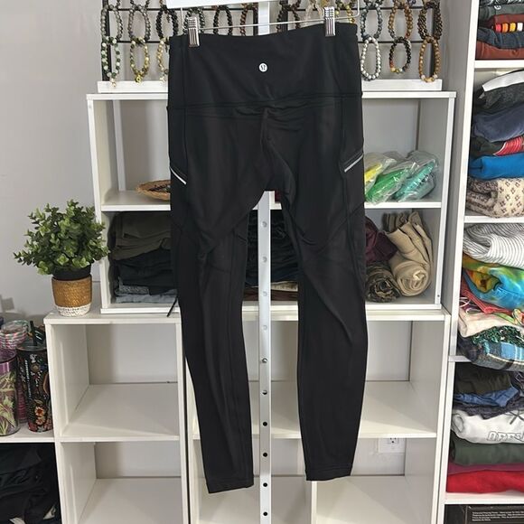 Lululemon Toasty Tech Tight II Black size 6 (small) $138 msrp - Picture 6 of 10